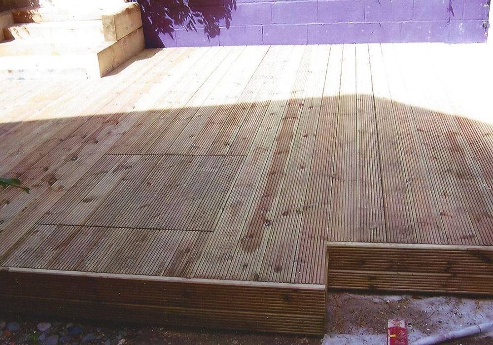 Decking installation in Abingdon