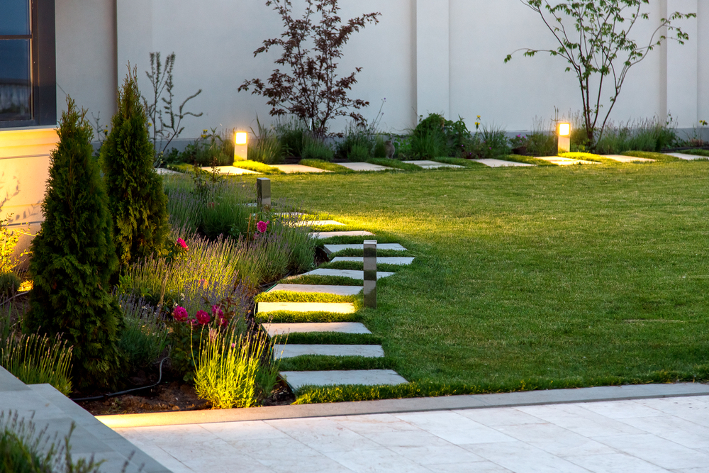 Garden Design in Radley idea- a elegant garden path